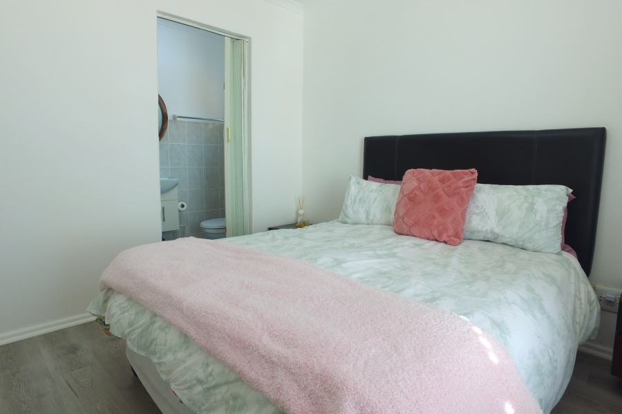 3 Bedroom Property for Sale in Hunters Creek Western Cape